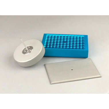 Reaction block assembly for HTE, parallel synthesis and reaction optimization, 96 well format