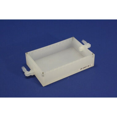 Polypropylene Reservoir, with Notches for VP 540F Anti-Splash Baffles, with Right Angle Inlet and Outlet Nipples on Opposite Ends of the Short Axis, with Locating Pins for Blotting Station, SLAS Footprint, Autoclavable