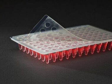 QuickSeal qOptic™ Self Adhesive Sealing Film