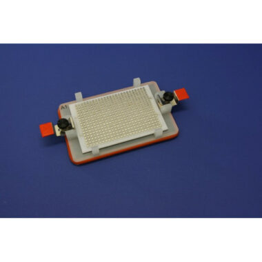 Flick and Blot Magnetic Separation Plate for 384 Well Flat, Round, V & Pyramid Bottom microplates, 425 Magnetic (52 MGO) Cylinders, White Polycarbonate Frame