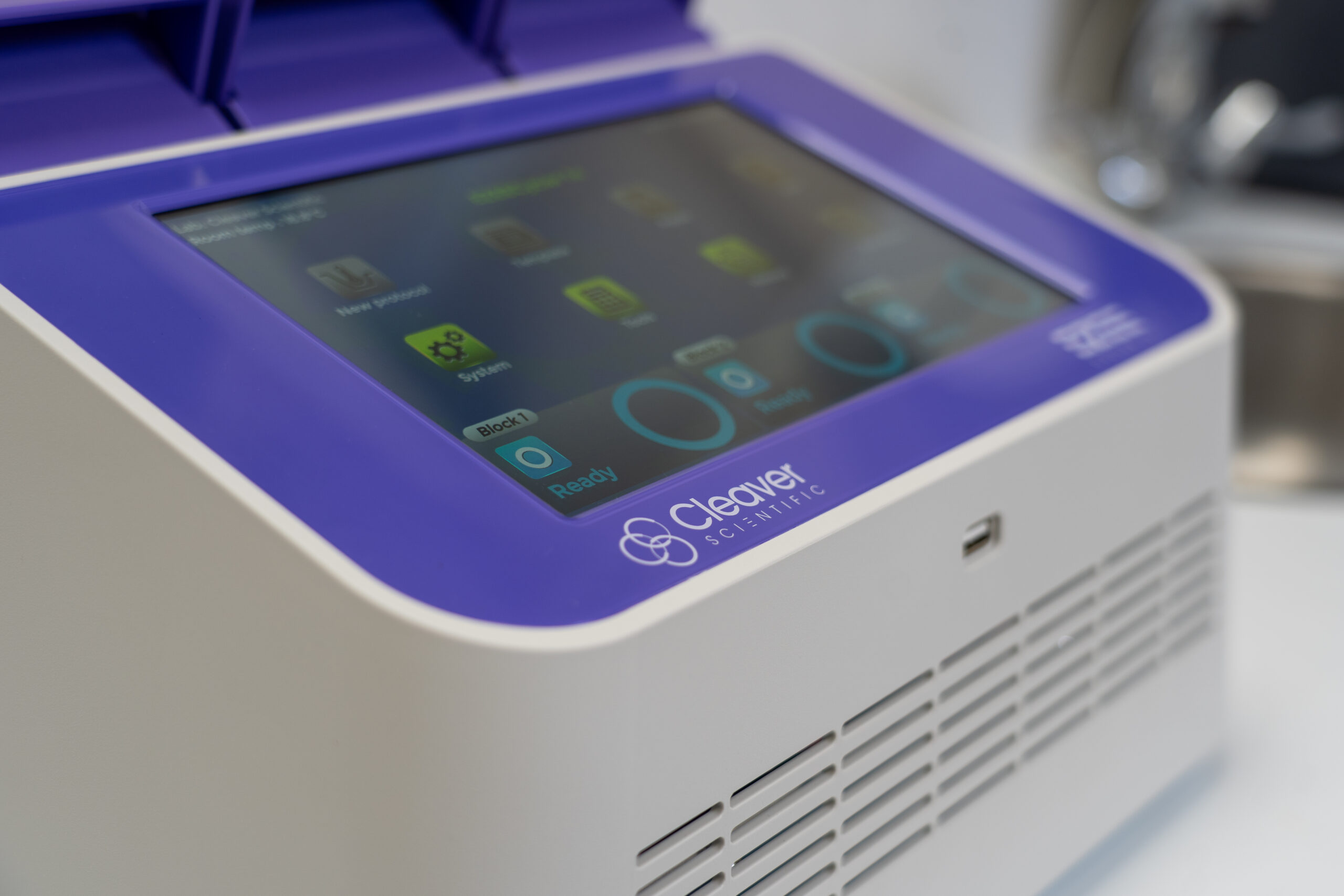 EZEECYCLER-TRI, 110-220V, WITH UK & EU PLUG